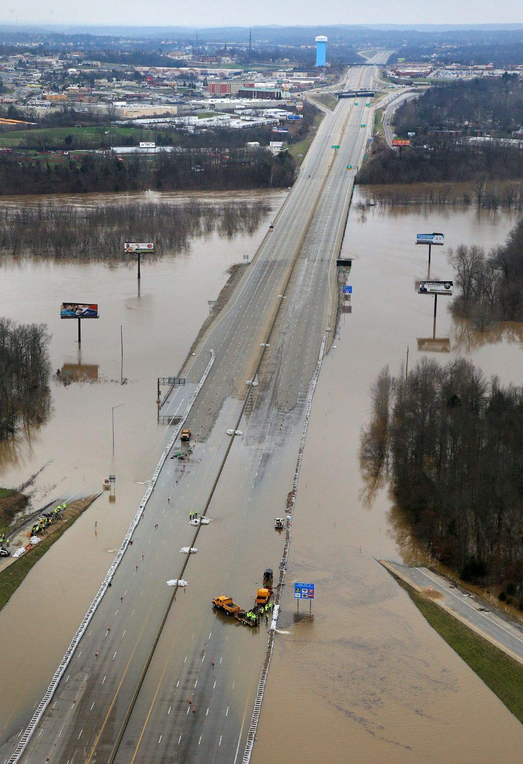 Interstate 55 is flooded near Arnold